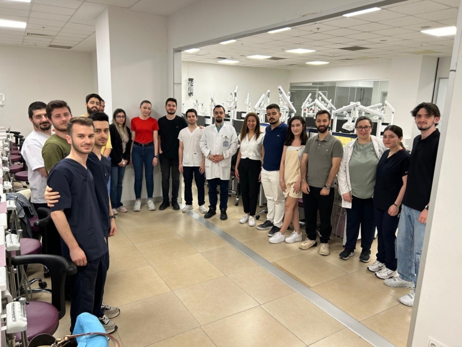AUDSA Öğrenci Kulübü Etkinliği (RUBBERDAM UYGULAMASI)