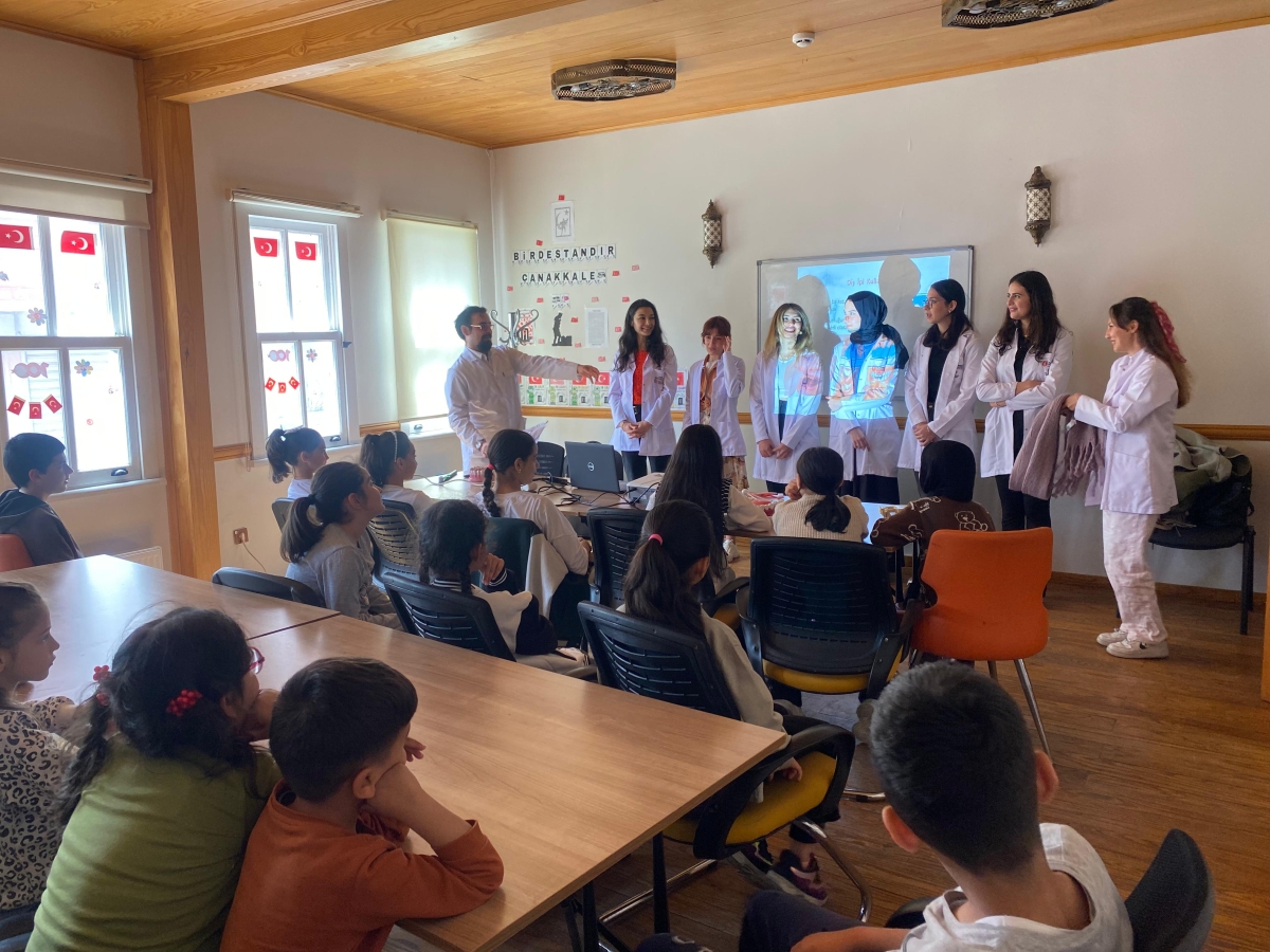 istanbul metropolitan municipality Neighborhood-House Oral Dental Health Awareness Training