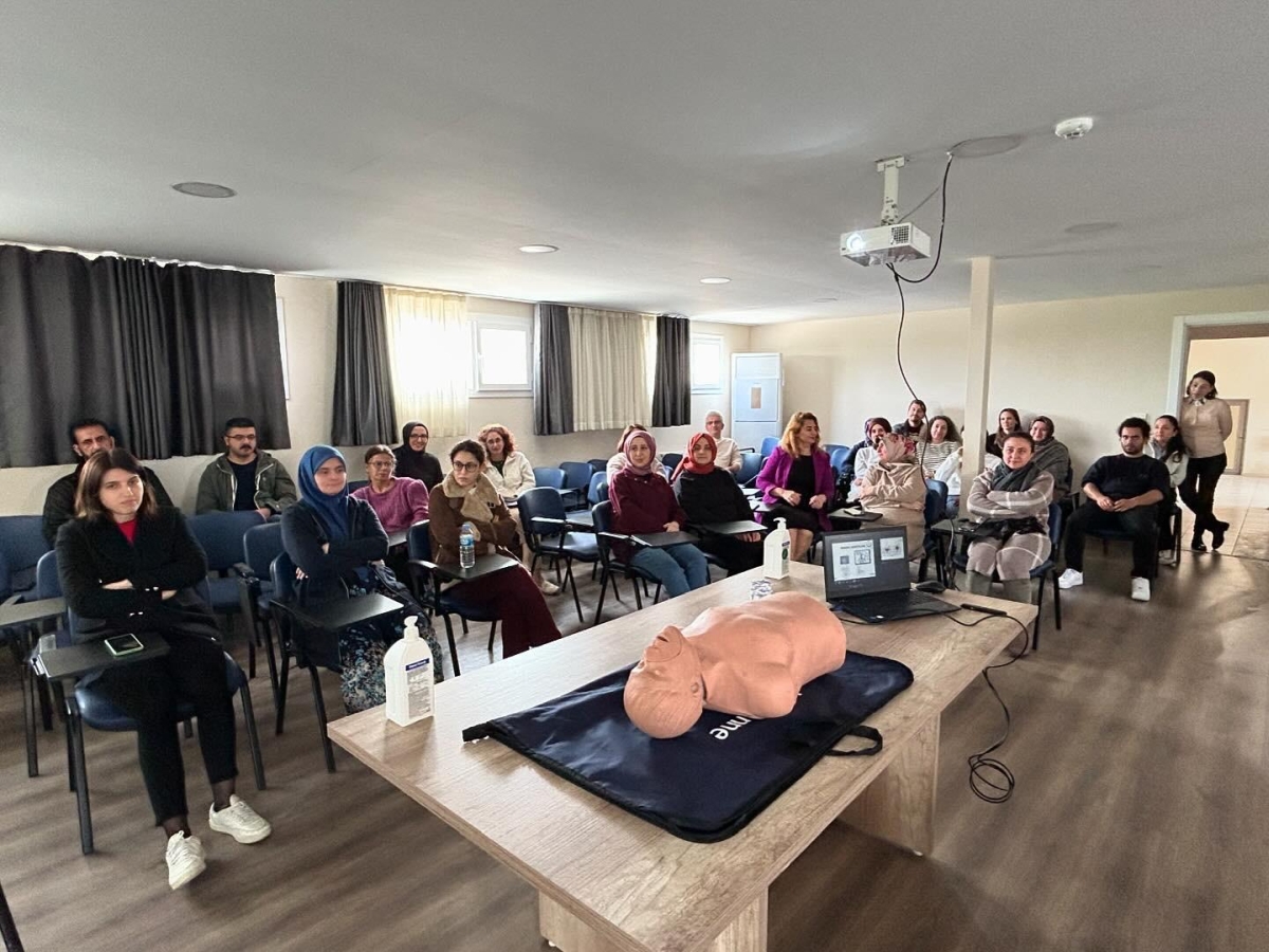 Bahçelievler İlçe Sağlık Müdürlüğü Temel İlk Yardım Uygulamalı Eğitimi