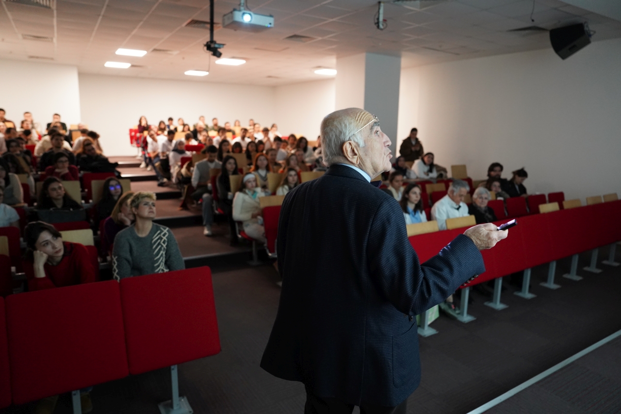 Oral Cancer Is Not Invisible to Those Who Know How to Look