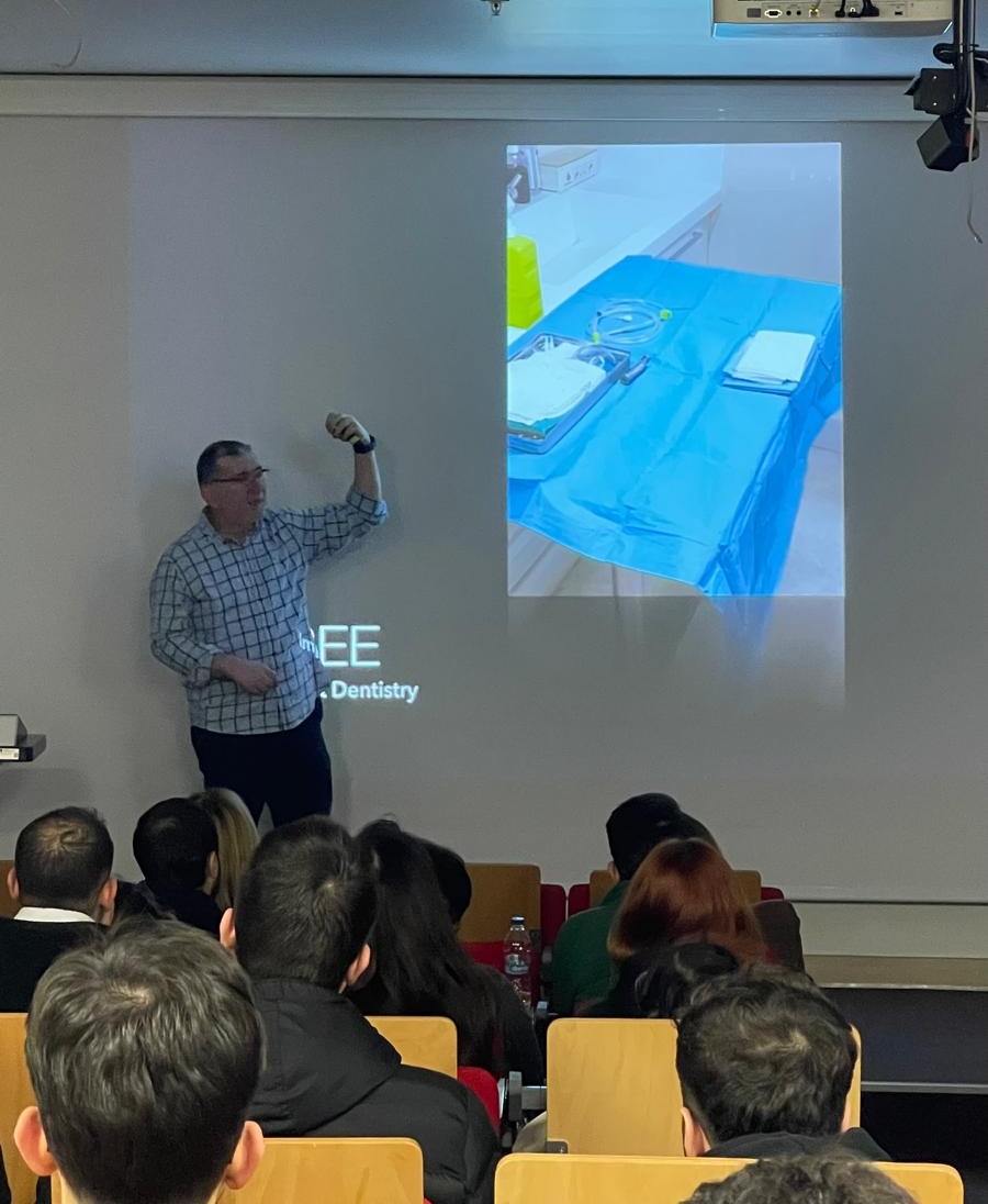 İmplantolojide Koşmaya Başlamadan Yürümeyi Öğrenmek