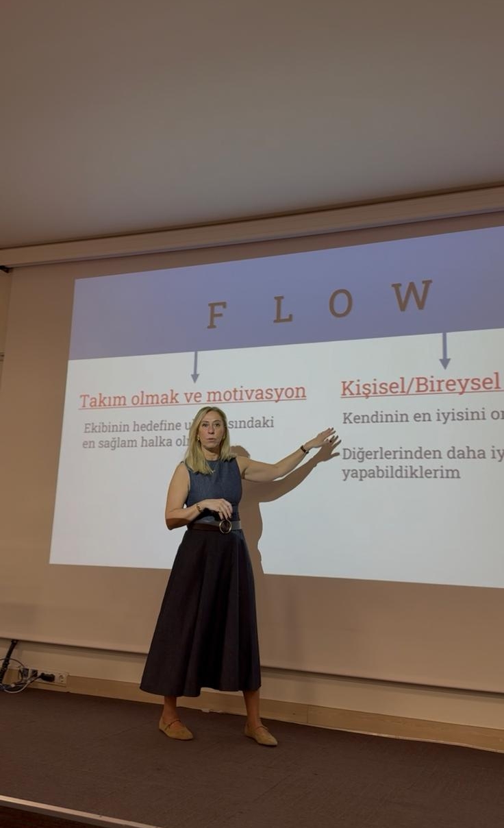 KLİNİK YÖNETİMİNDE PROFESYONELLEŞME AKIŞTA MIYIZ?
