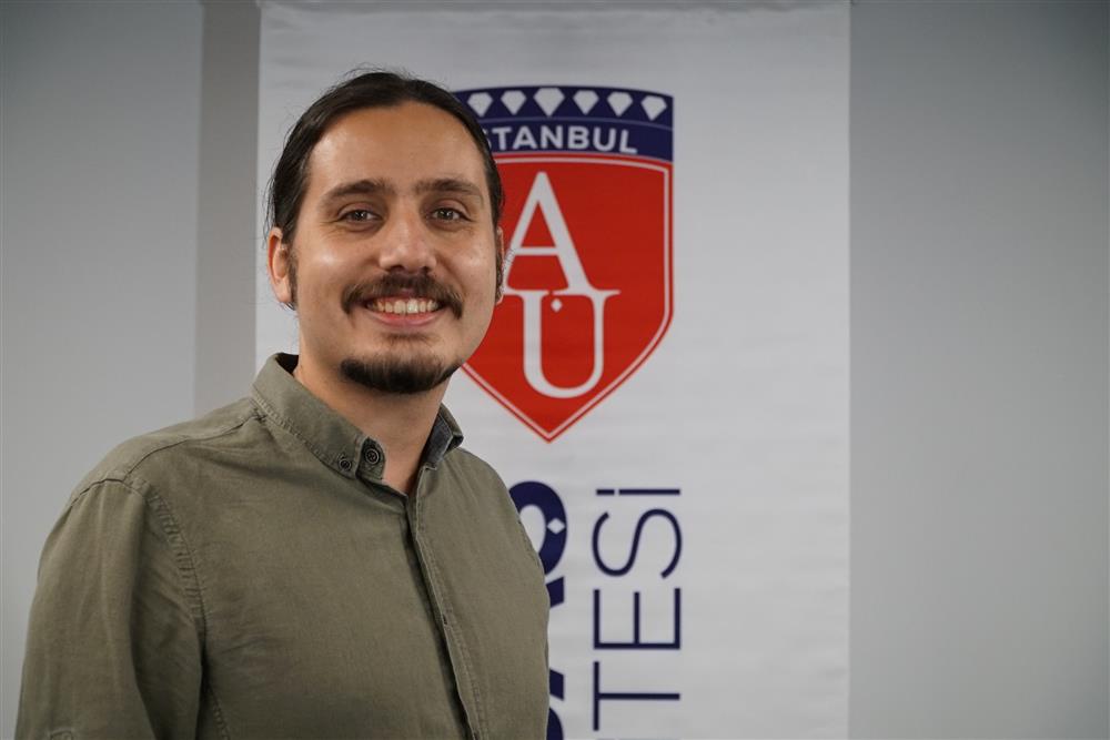 Dr. Öğr. Üyesi Adil USTURALI
