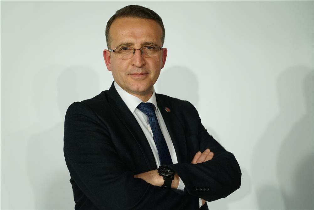 Dr. Öğr. Üyesi Eray GÜÇLÜER​