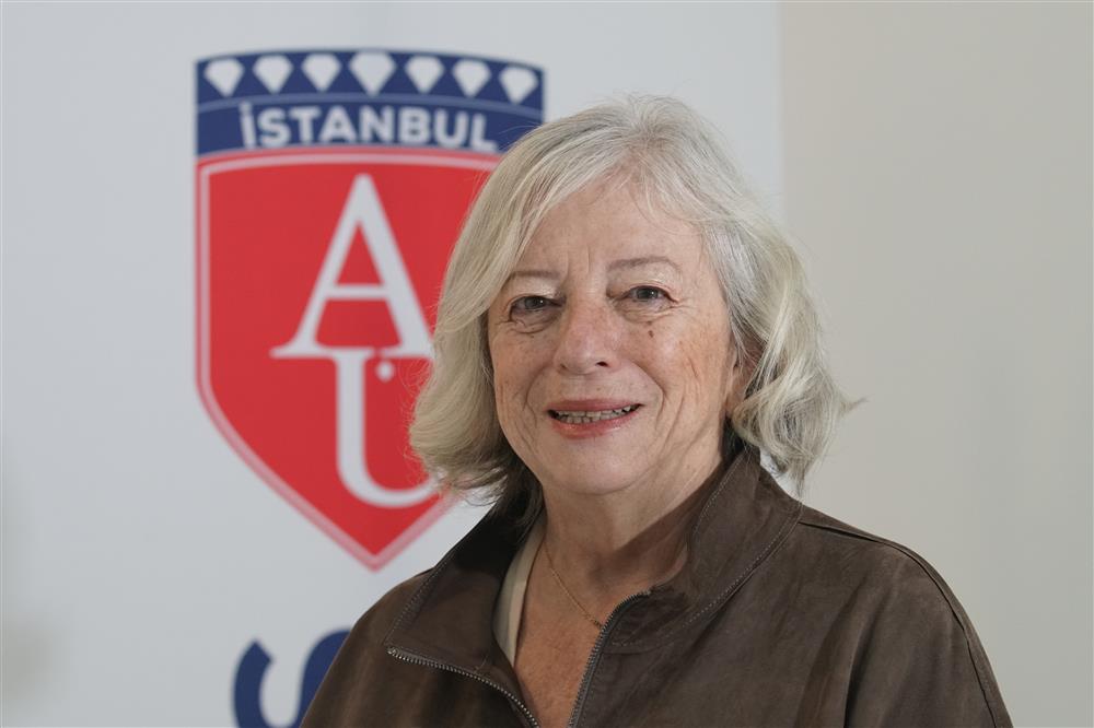 ​Prof. Dr. Hayriye SÖNMEZ