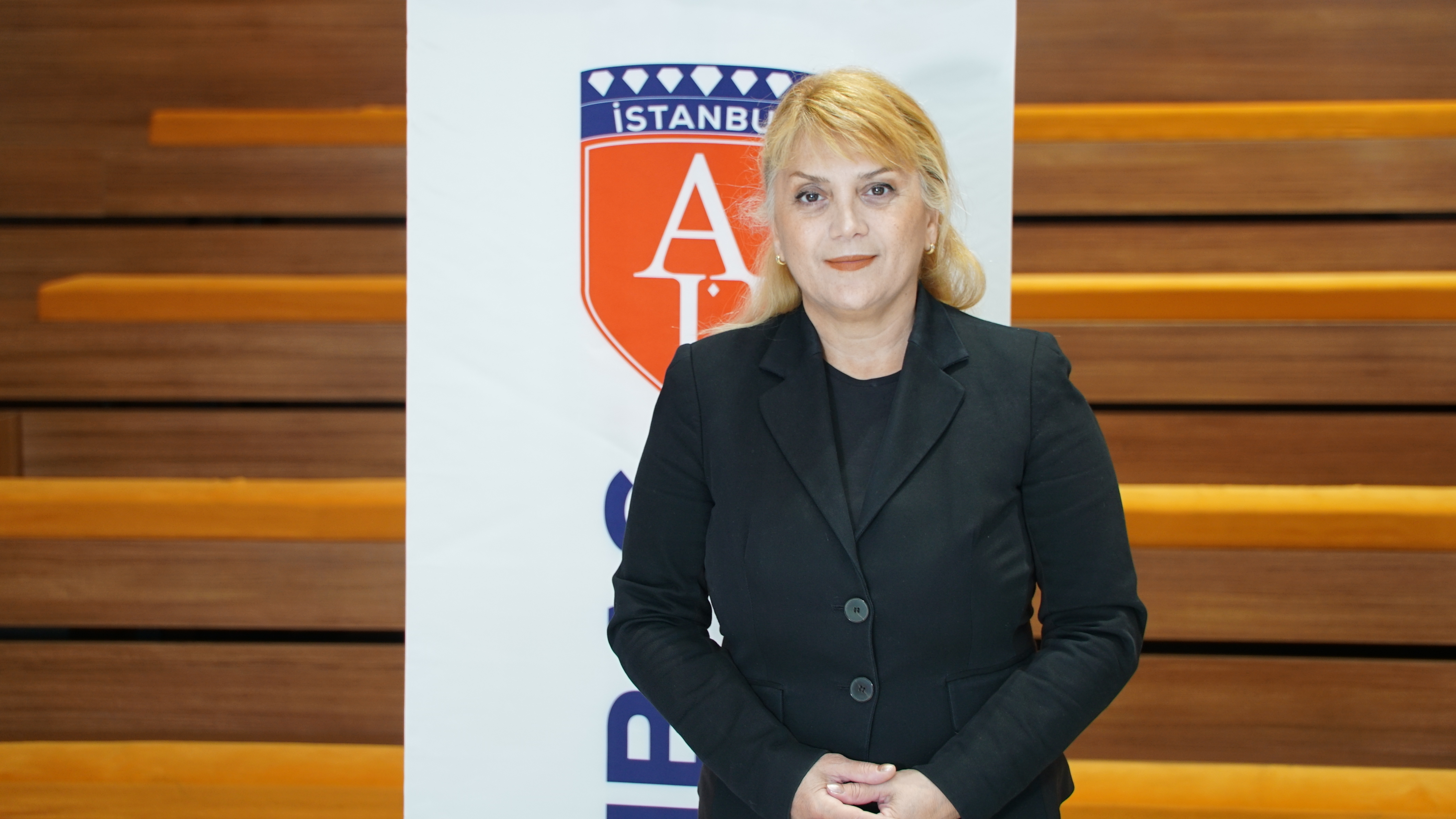 Doç Dr. Hülya ŞAHİNER