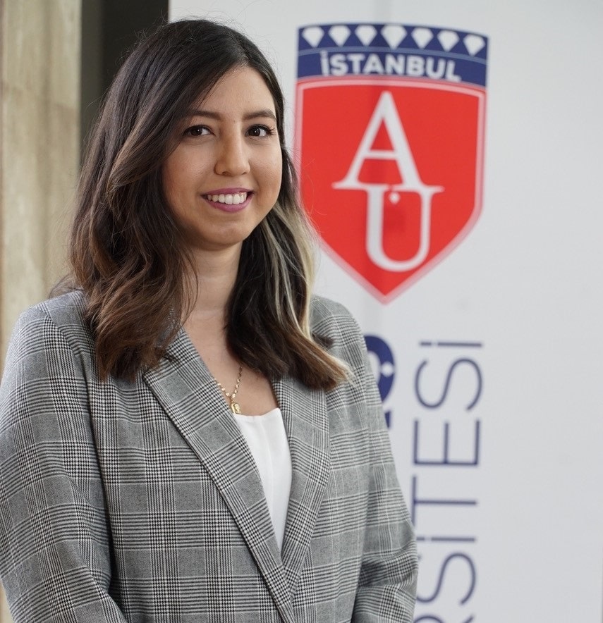 ​​​​Arş. Gör. Nesli Beril ÖZEN