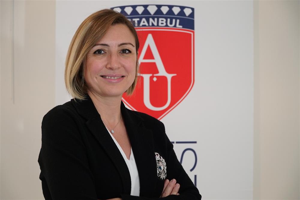 Prof. Dr. Özlem ESEN