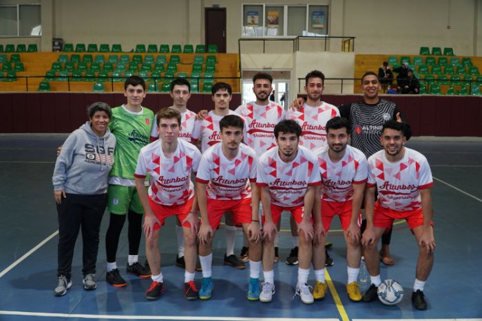 Futbol ve Futsal’da Lig Heyecanı