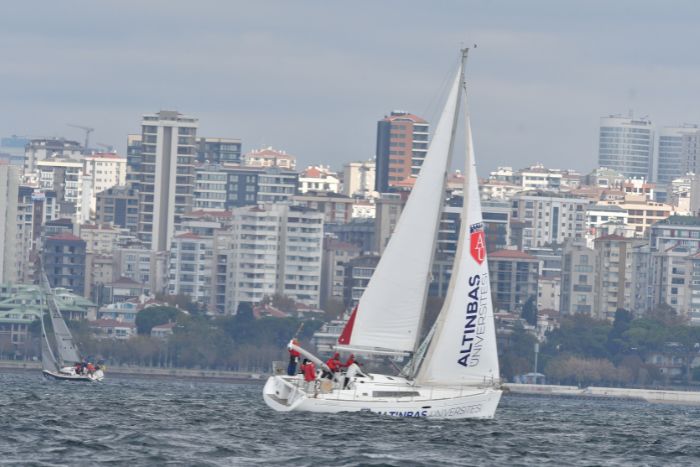 Hard to Port All Aboard: Sailing Sport