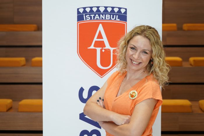İzin Verici Tutum ve Mükemmeliyetçi Ebeveynler İnternet Bağımlılığını Arttırıyor