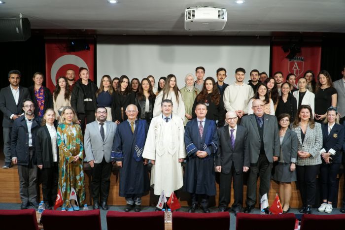 Hukuk Fakültesinde Devir Teslim Töreni