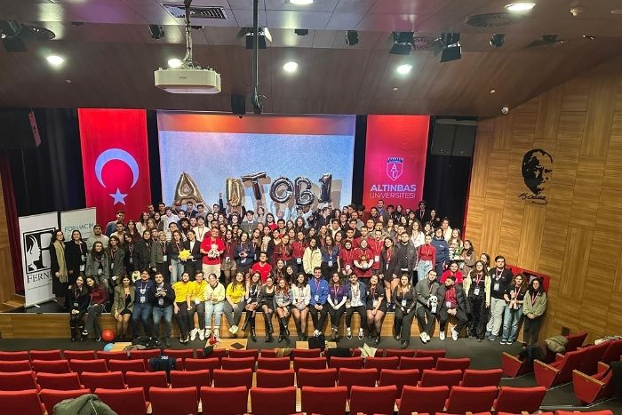 Türk Tıp Birliği Öğrencileri 1. Bölge Toplantısı Gerçekleşti