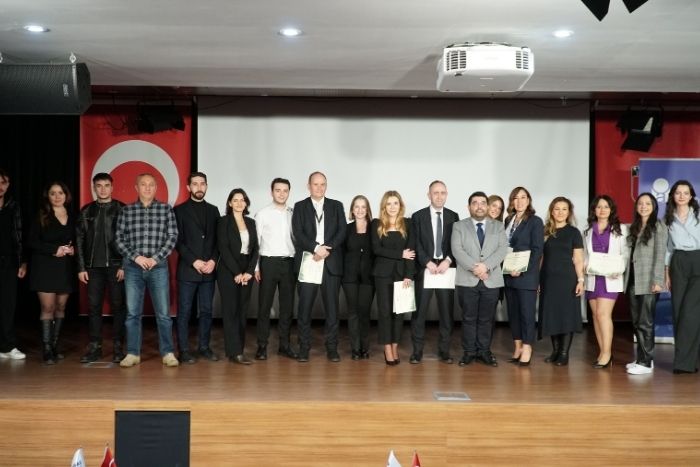 Altınbaş Üniversitesi Ekonomi Zirvesi