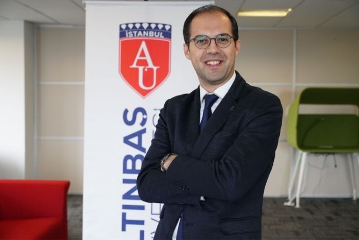 Doç. Dr. Ufuk Adak’tan Osmanlı hapishanelerinin tarihçesi