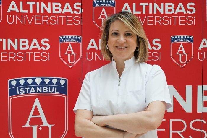 Diş eti hastalıklarının en önemli nedenleri: Tütün çiğneme, puro, pipo ve nargile...