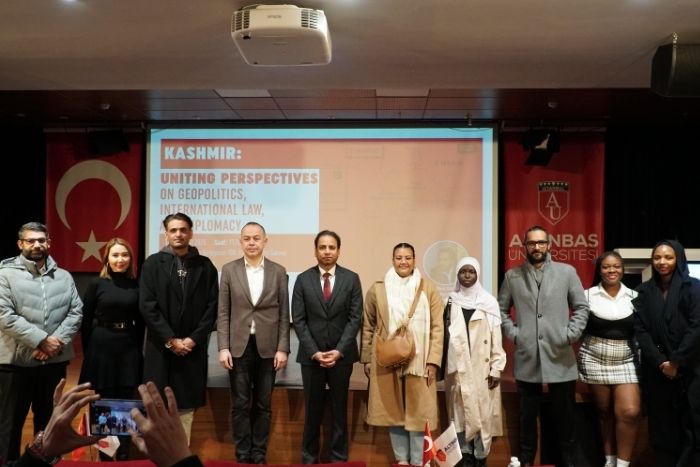 Geopolitical and legal dimensions of Kashmir discussed at Altınbaş University 