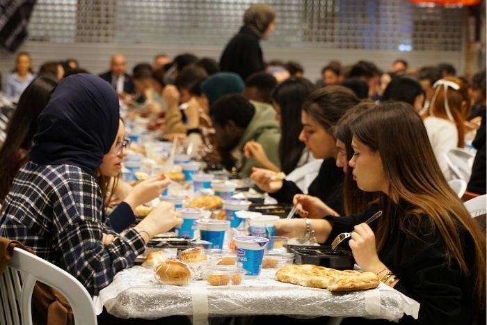 Altınbaşlılar Geleneksel iftar etkinliğinde buluştu 