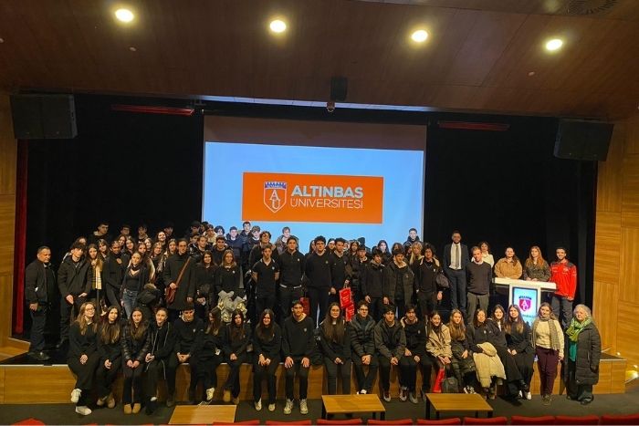 Practical Training Experience for Sainte Pulcherie High School Students at Altınbaş University 