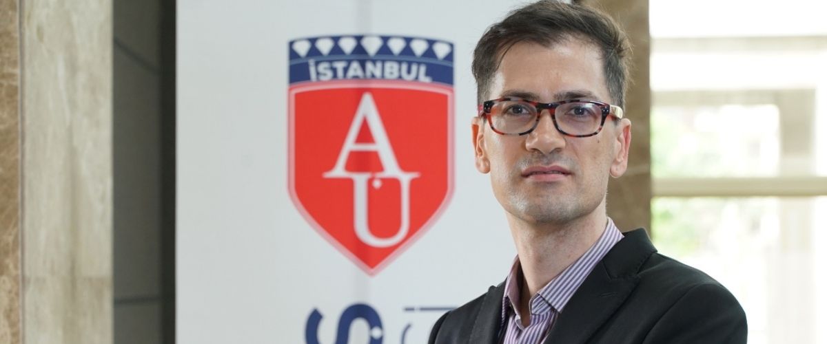 Minarelerin doğal titreşim periyotlarının belirlenmesi üzerine önemli bir araştırma yayınlandı