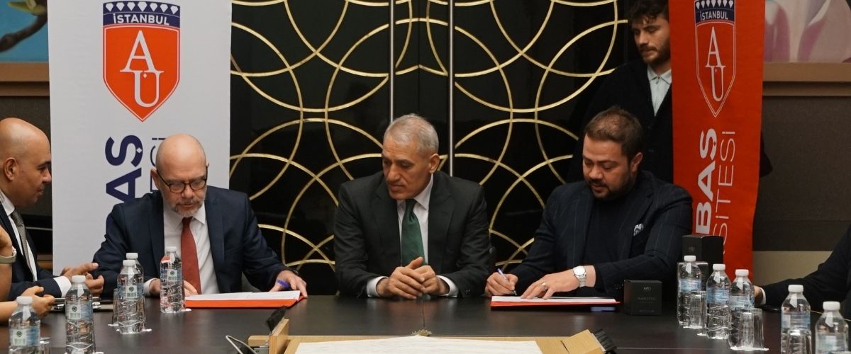 Üniversite - sektör iş birliğimiz güçleniyor:  Altınbaş ile MAD Parfüm güçlerini birleştirdi 