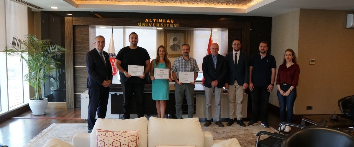 TÜBİTAK Projeleri desteklenen öğretim üyelerimize teşekkür belgeleri takdim edildi 