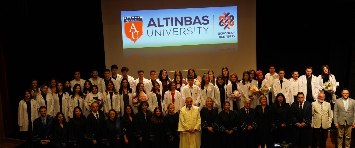 Diş Hekimliği Fakültesi Öğrencilerimizin Beyaz Önlük Heyecanı