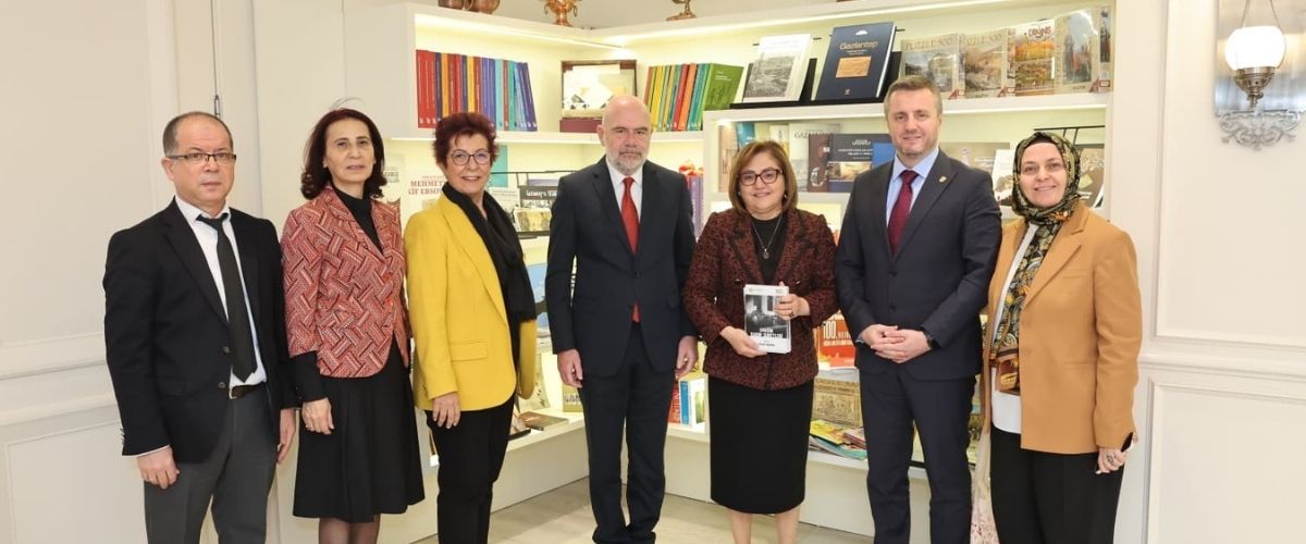 Altınbaş Üniversitesinden Gaziantep Büyükşehir Belediye Başkanı Fatma Şahin’e ziyaret  