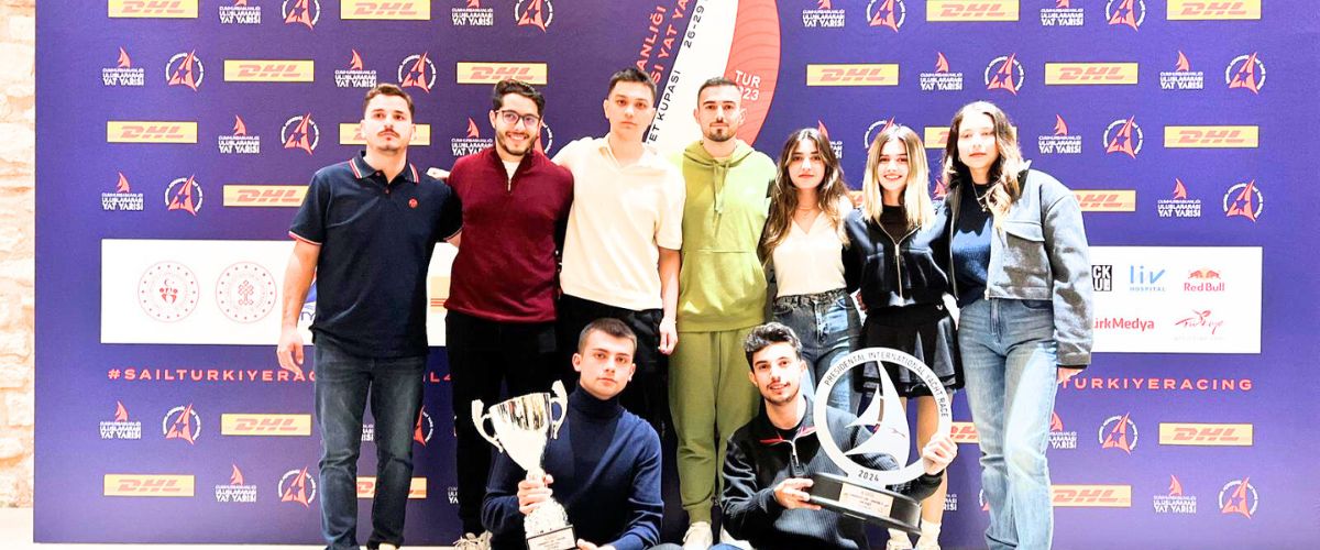 Altınbaş Üniversitesi Yelken Kulübü Başarıya Doymuyor