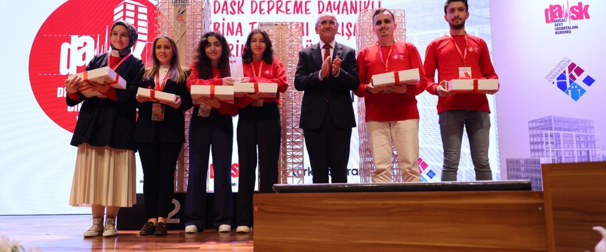 Altınbaş Üniversitesi DASK Şampiyonu