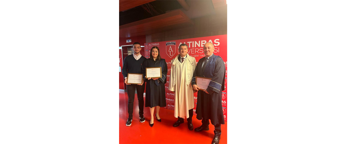 Yılın En Başarılı Akademisyeni Ödülü