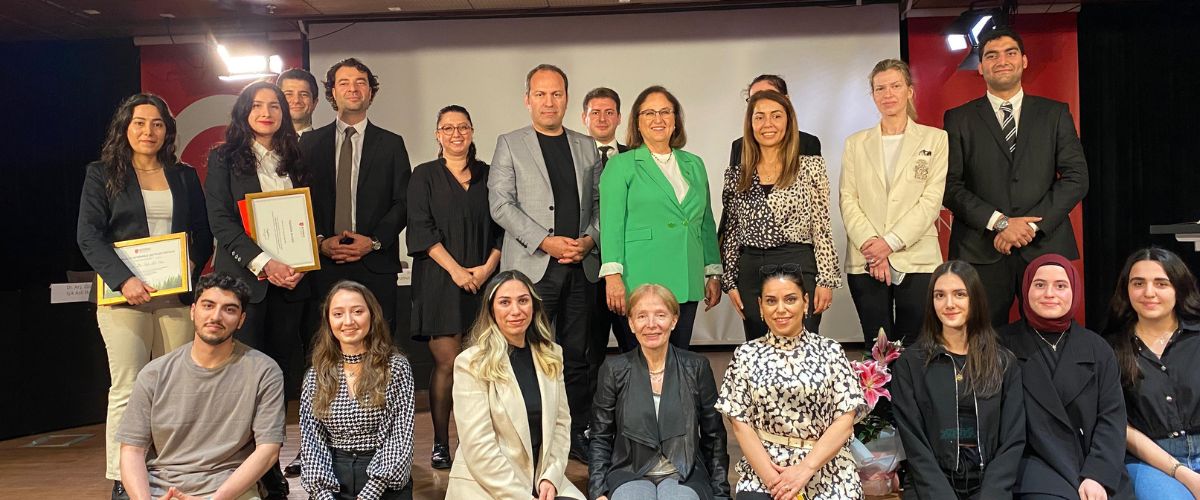 MEDENİ HUKUKTA GÜNCEL GELİŞMELER SEMPOZYUMU IV-PROF. DR. ŞÜKRAN ŞIPKA'YA MESLEKTE 40. YIL ARMAĞANI