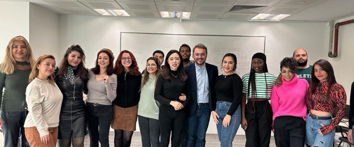 Yabancı Dil Ediniminde Kültür, Edebiyat ve Tarihin Yeri