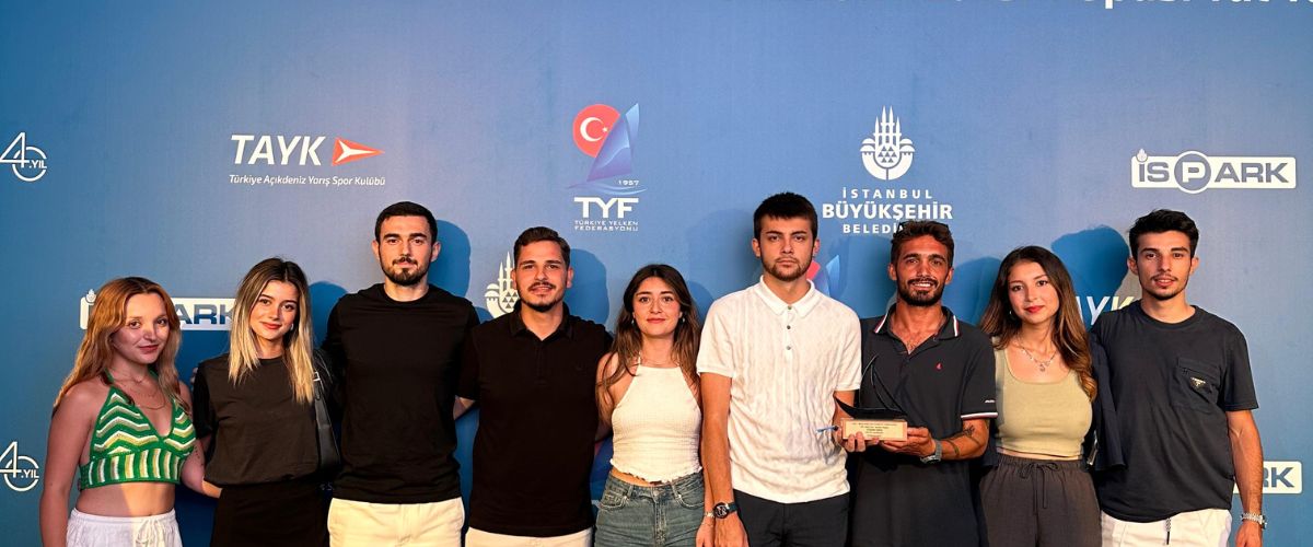 Yelkencilerimiz 30 Ağustos Zafer Kupası'nda Üçüncülüğü Kaptı
